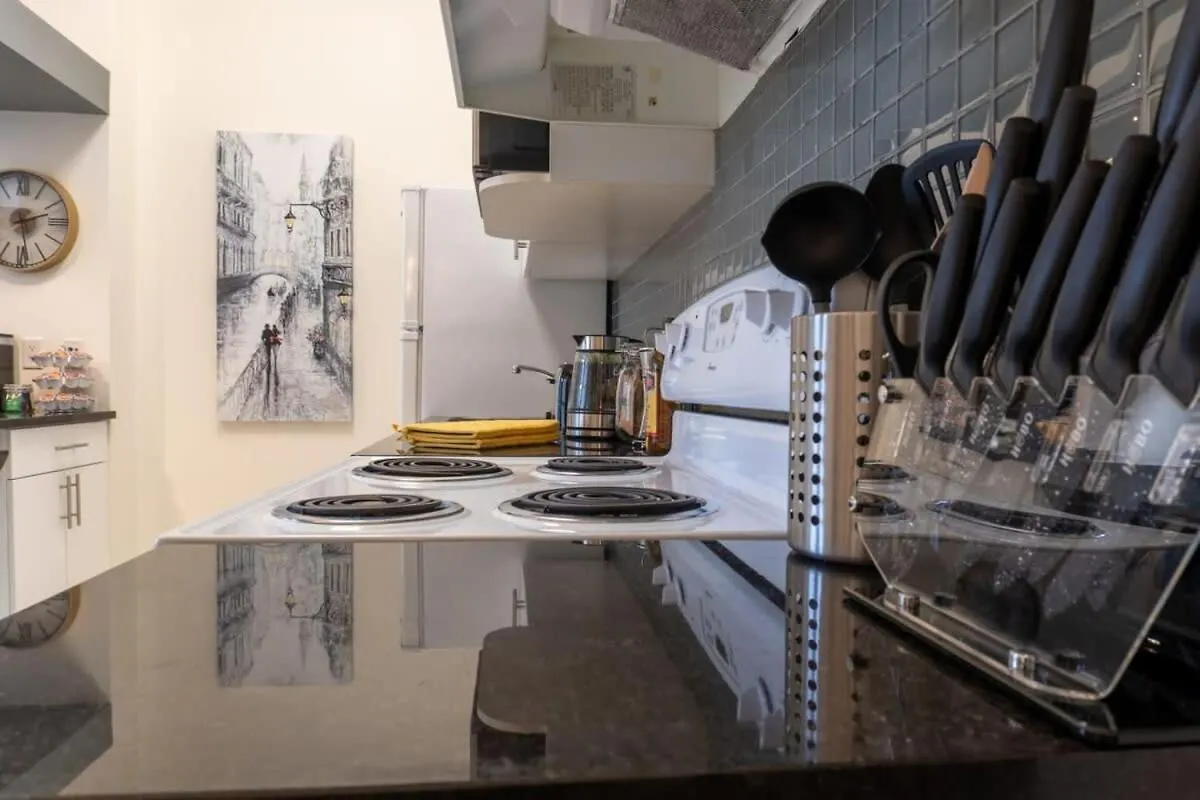 New Listing Cozy Downtown Loft Rooftop Patio Bbq Gym Coffee Winnipeg Canada